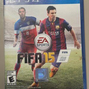 GREAT DEAL! Barely used EA SPORTS FIFA 15 for PS4 - Playstation game disc!